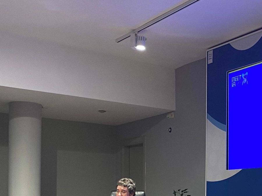 Tecnólogos destacan que en 2030 el 75% de las empresas de la UE contará con servicios de IA