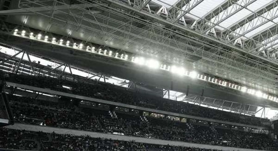 El negocio del siglo entre el Real Madrid y Apple  unas gafas de realidad virtual para sentir el Bernabéu desde el sofá de tu casa